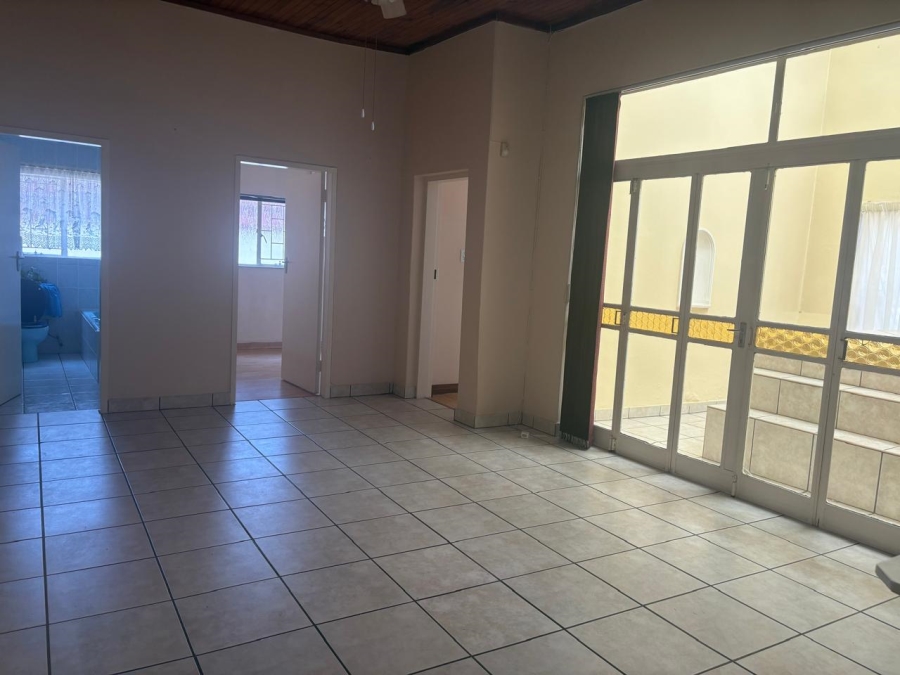 To Let 4 Bedroom Property for Rent in Capital Park Gauteng