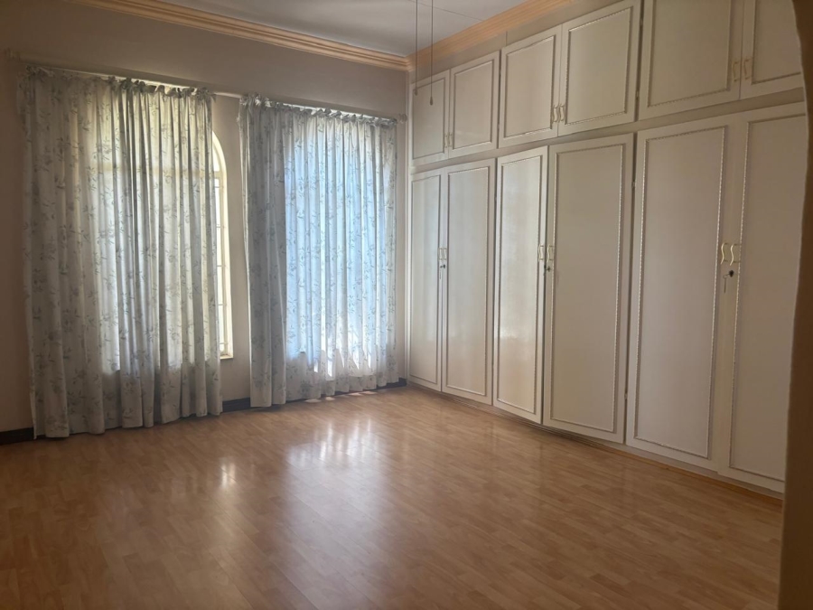 To Let 4 Bedroom Property for Rent in Capital Park Gauteng