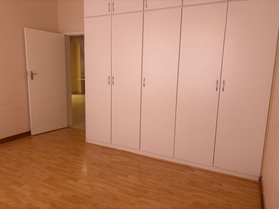 To Let 4 Bedroom Property for Rent in Capital Park Gauteng