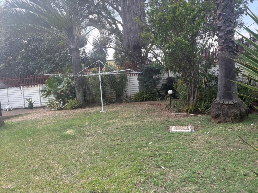 To Let 4 Bedroom Property for Rent in Capital Park Gauteng
