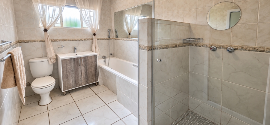 5 Bedroom Property for Sale in Wonderboom Gauteng