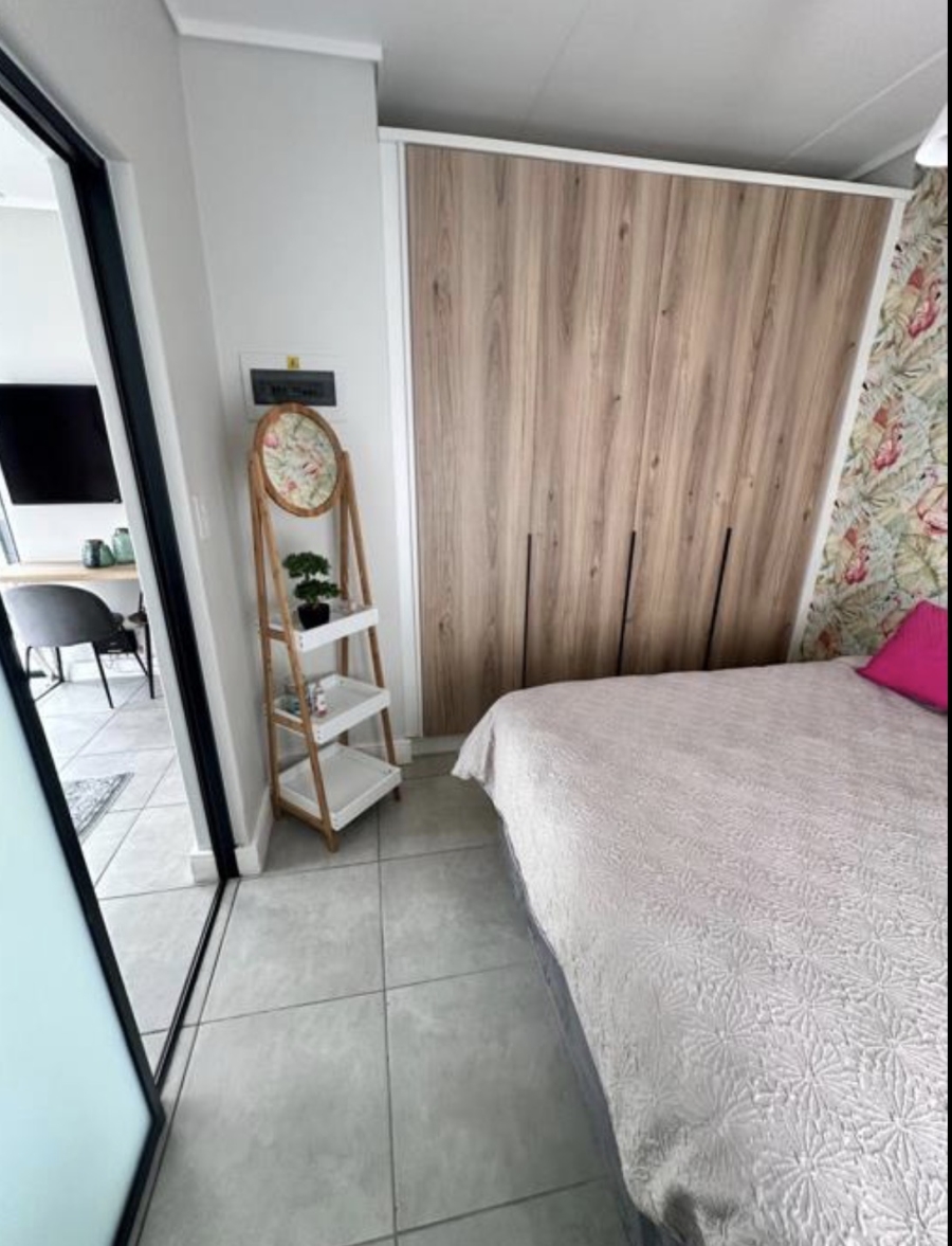To Let 1 Bedroom Property for Rent in Waterfall Gauteng