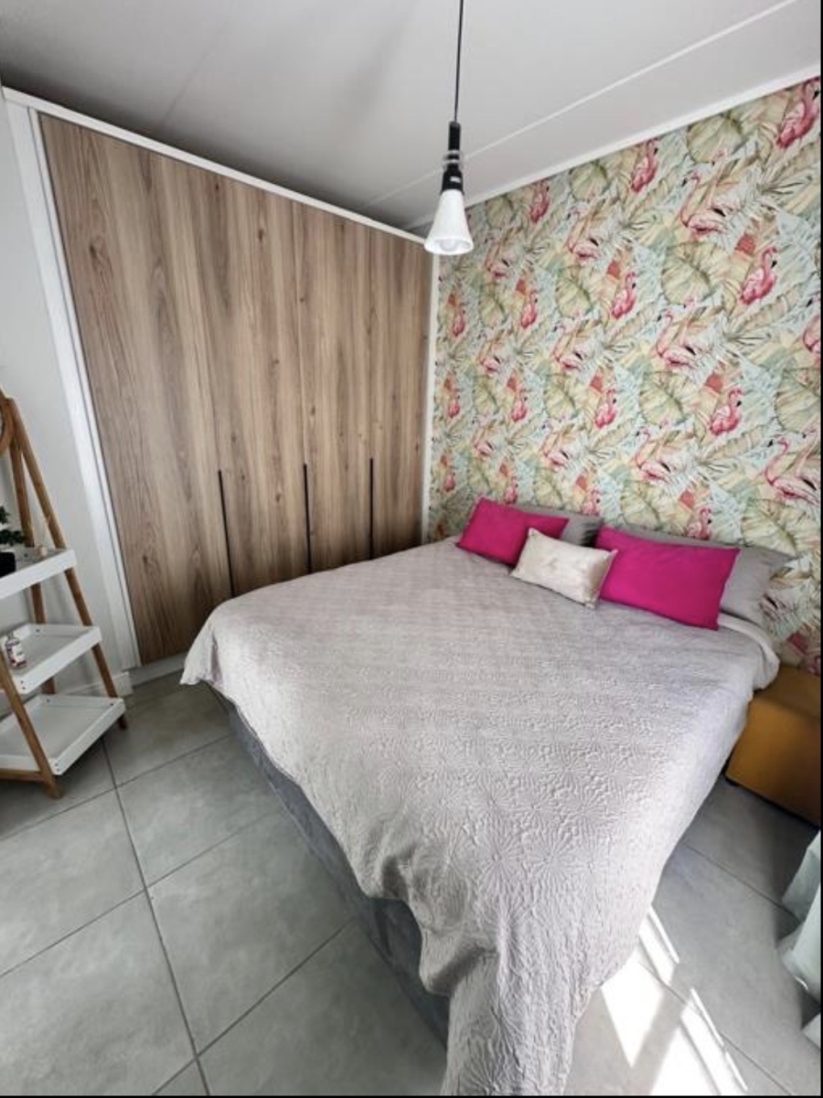 To Let 1 Bedroom Property for Rent in Waterfall Gauteng
