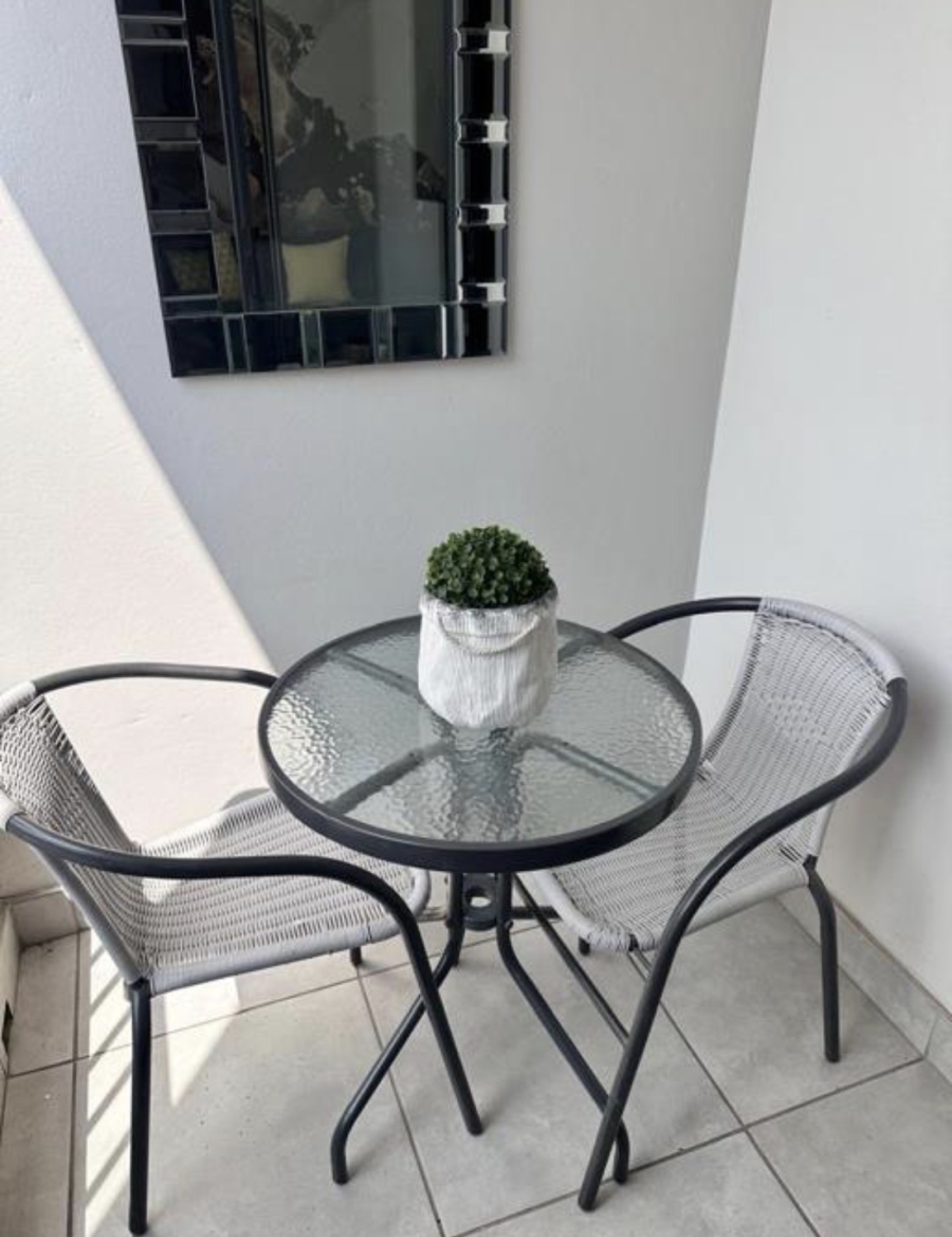 To Let 1 Bedroom Property for Rent in Waterfall Gauteng