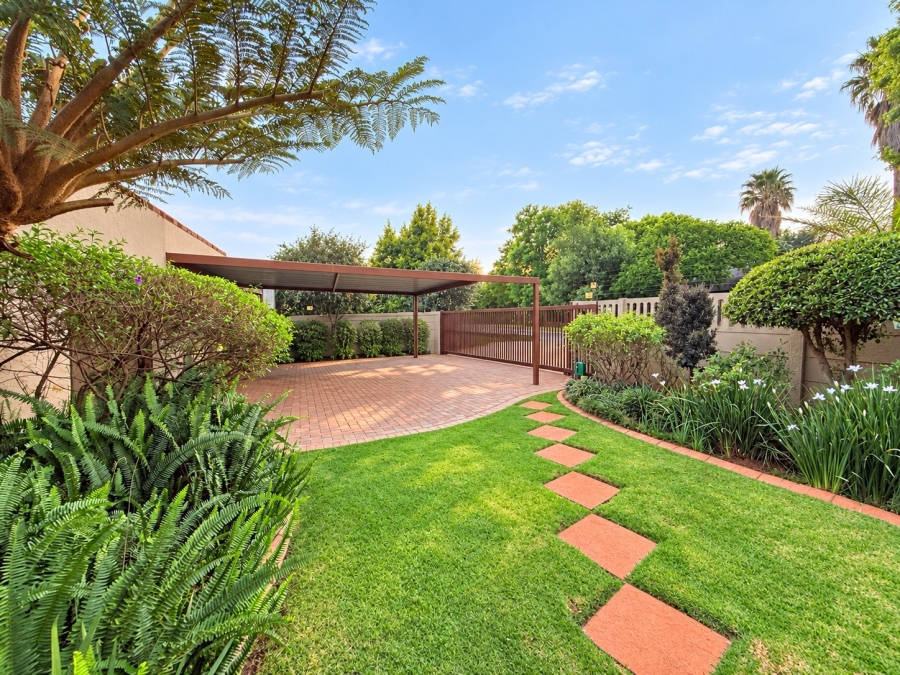 To Let 3 Bedroom Property for Rent in Glen Marais Gauteng