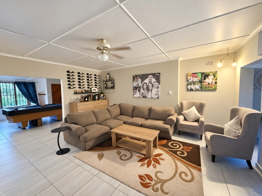 To Let 3 Bedroom Property for Rent in Glen Marais Gauteng