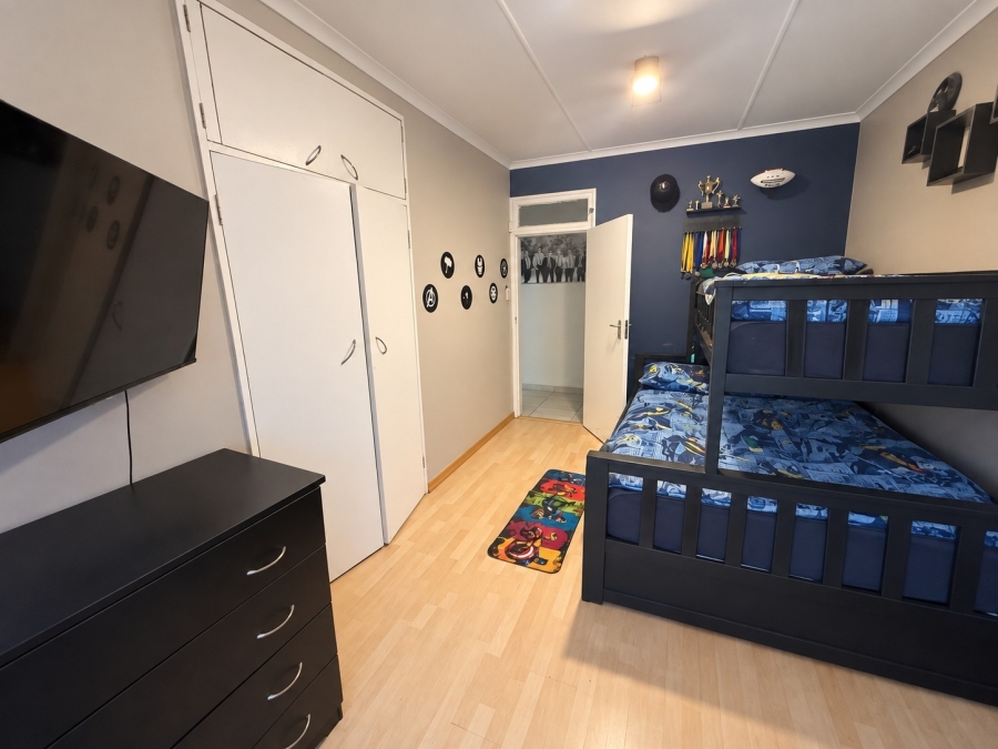 To Let 3 Bedroom Property for Rent in Glen Marais Gauteng
