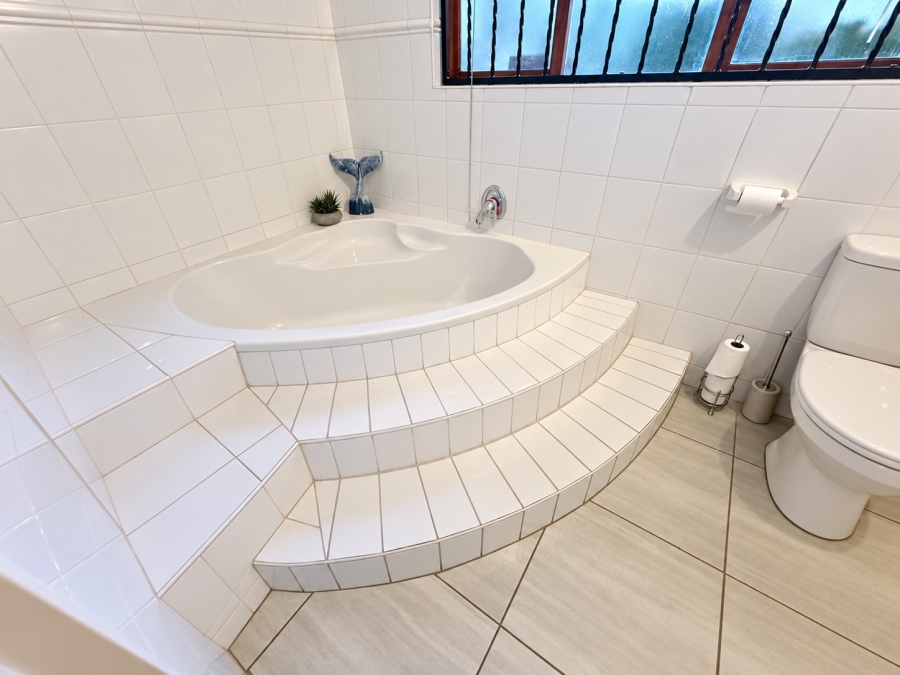 To Let 3 Bedroom Property for Rent in Glen Marais Gauteng