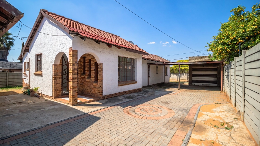 3 Bedroom Property for Sale in Elandspark Gauteng
