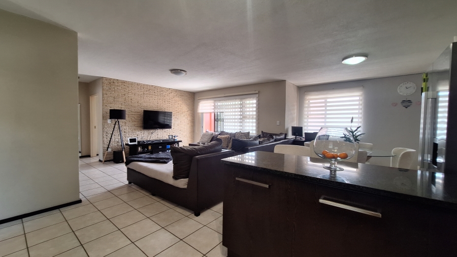 2 Bedroom Property for Sale in Northgate Gauteng