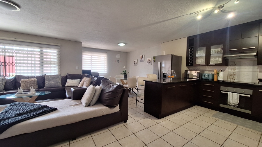2 Bedroom Property for Sale in Northgate Gauteng
