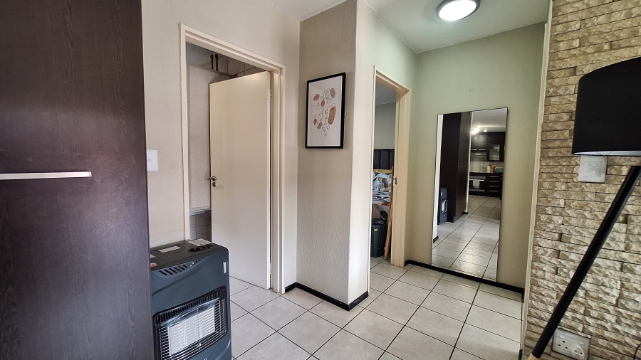 2 Bedroom Property for Sale in Northgate Gauteng