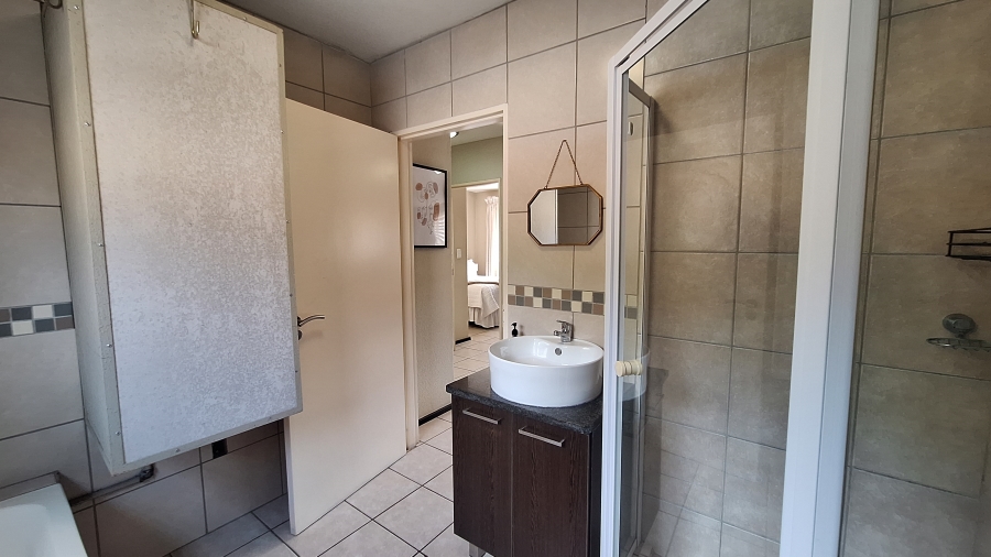 2 Bedroom Property for Sale in Northgate Gauteng