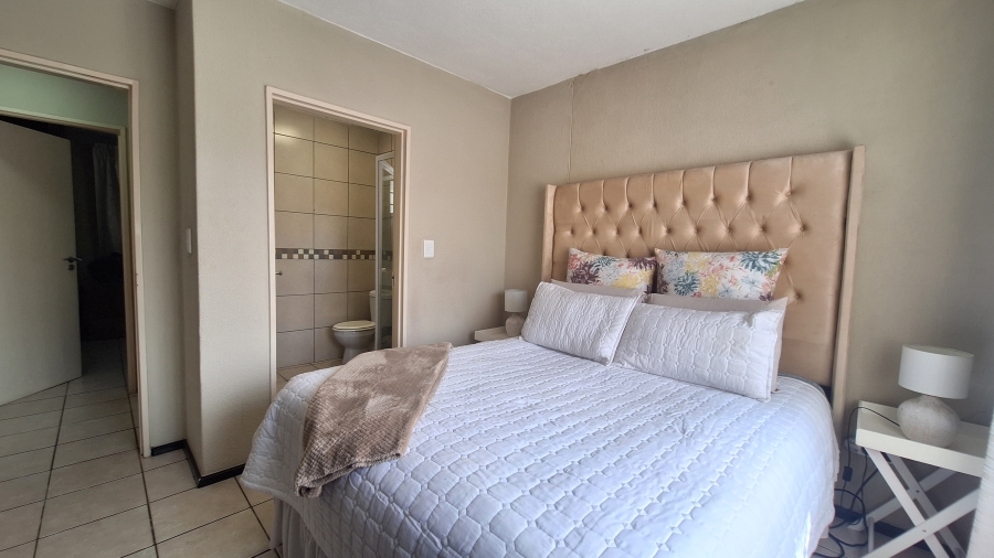 2 Bedroom Property for Sale in Northgate Gauteng
