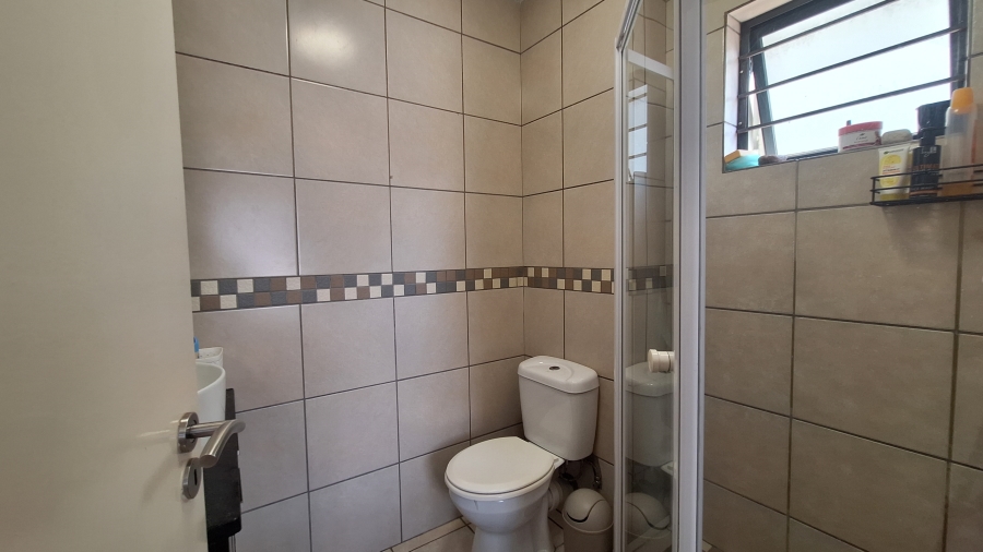 2 Bedroom Property for Sale in Northgate Gauteng
