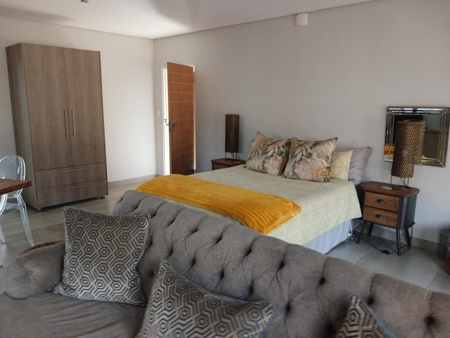 5 Bedroom Property for Sale in Three Rivers Gauteng