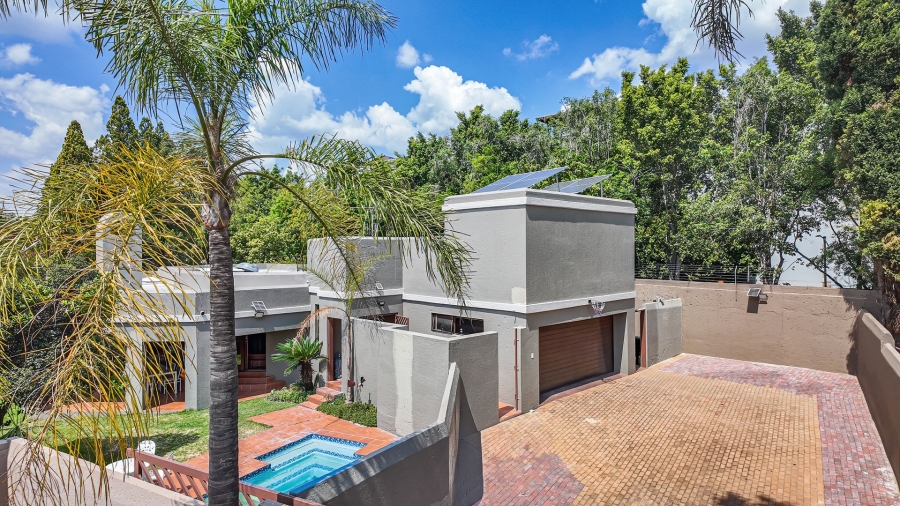 3 Bedroom Property for Sale in Magaliessig Gauteng