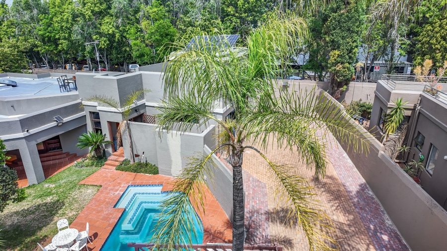 3 Bedroom Property for Sale in Magaliessig Gauteng
