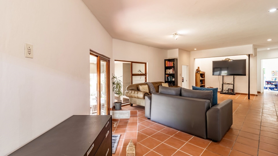 3 Bedroom Property for Sale in Magaliessig Gauteng