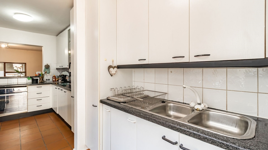 3 Bedroom Property for Sale in Magaliessig Gauteng
