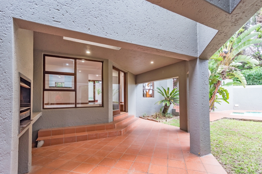 3 Bedroom Property for Sale in Magaliessig Gauteng
