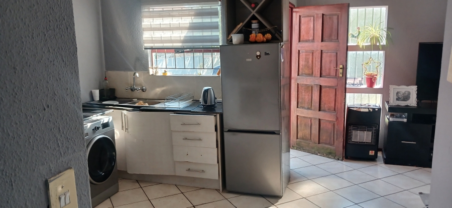 3 Bedroom Property for Sale in Alveda Park Gauteng