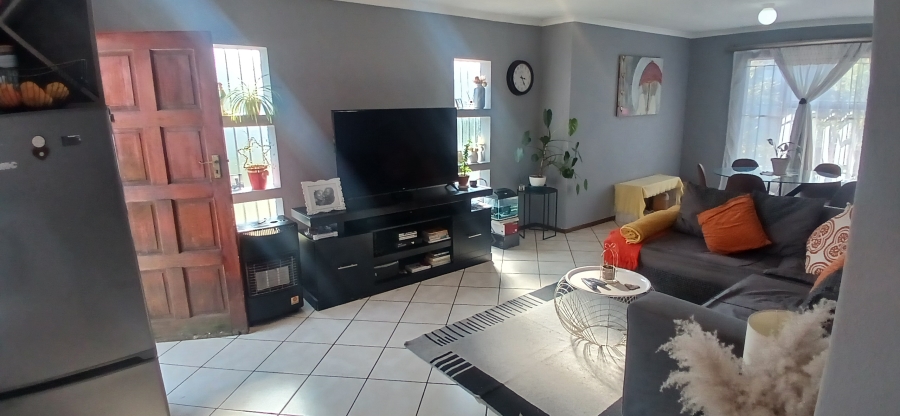 3 Bedroom Property for Sale in Alveda Park Gauteng
