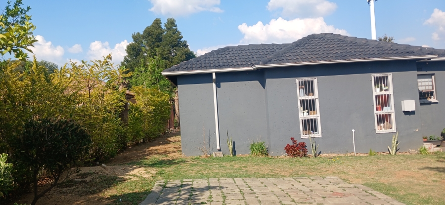3 Bedroom Property for Sale in Alveda Park Gauteng