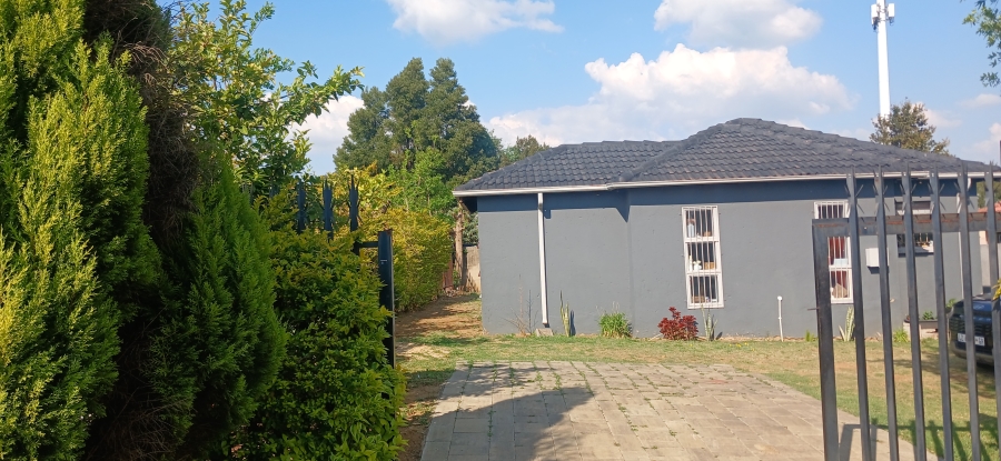 3 Bedroom Property for Sale in Alveda Park Gauteng
