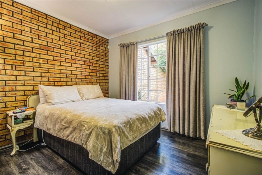 3 Bedroom Property for Sale in Glen Marais Gauteng