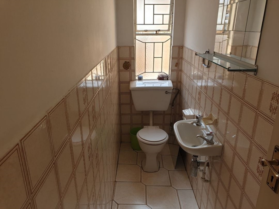 2 Bedroom Property for Sale in Edleen Gauteng