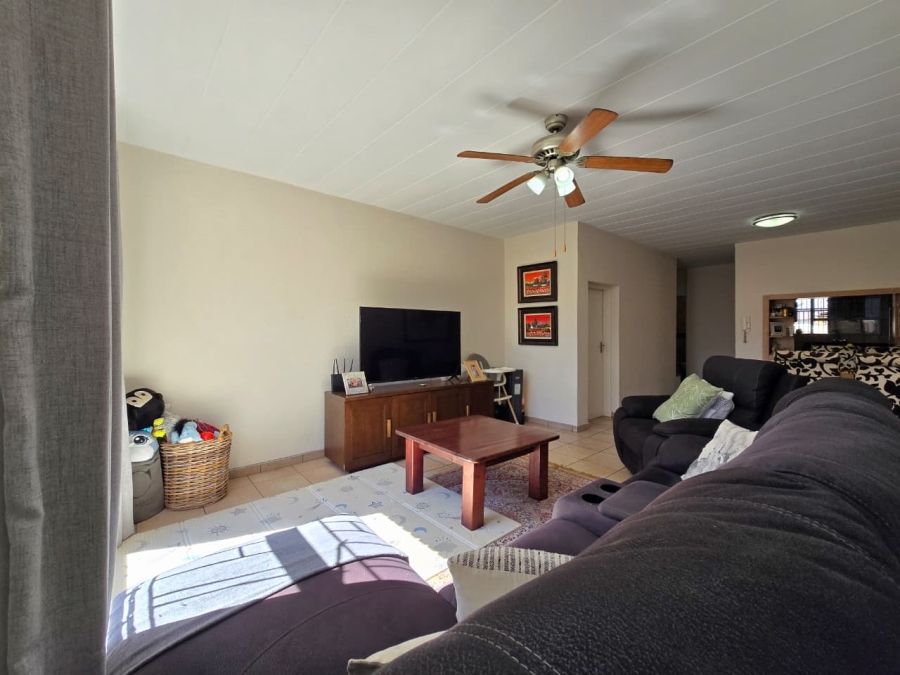 3 Bedroom Property for Sale in New Redruth Gauteng