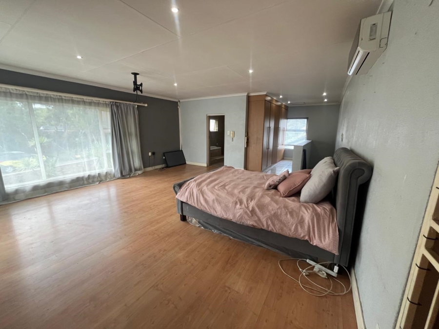 4 Bedroom Property for Sale in Brackendowns Gauteng