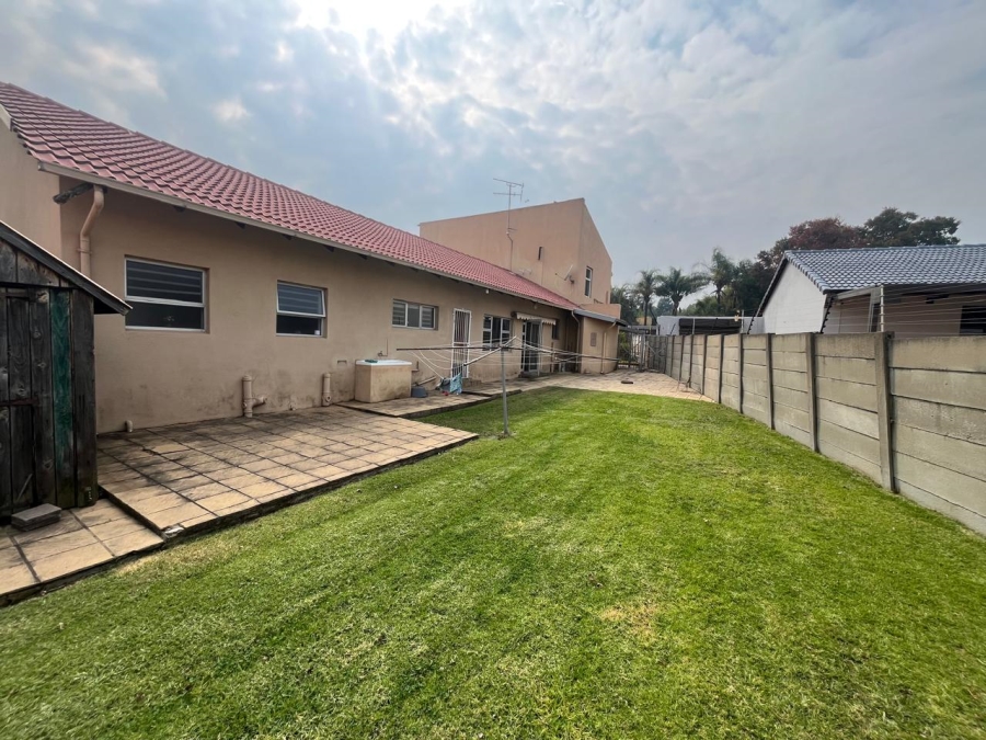 4 Bedroom Property for Sale in Brackendowns Gauteng