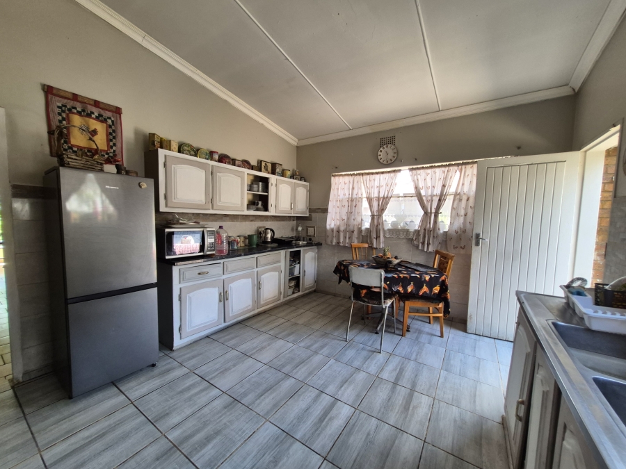 4 Bedroom Property for Sale in Selcourt Gauteng