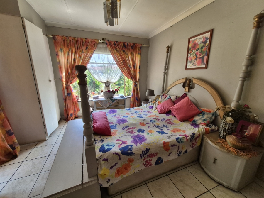 4 Bedroom Property for Sale in Selcourt Gauteng