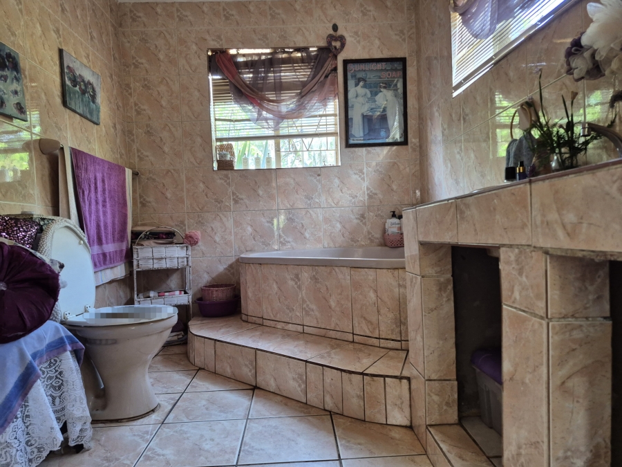 4 Bedroom Property for Sale in Selcourt Gauteng