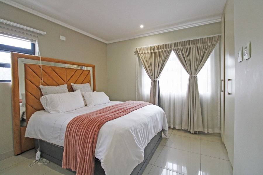 To Let 2 Bedroom Property for Rent in Bryanston Gauteng