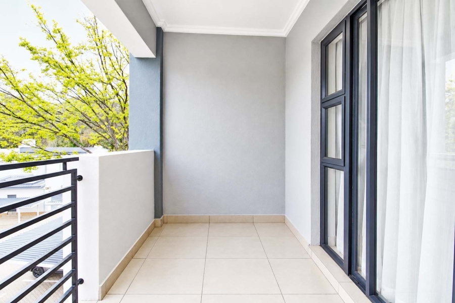 To Let 2 Bedroom Property for Rent in Bryanston Gauteng