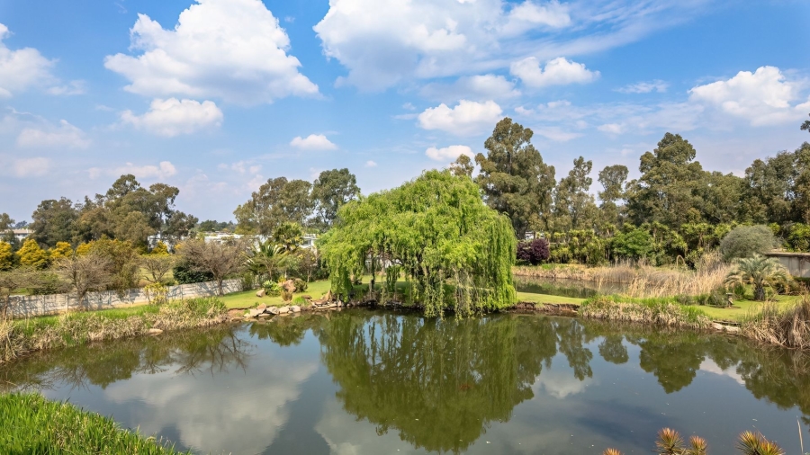 4 Bedroom Property for Sale in Norton Home Estate AH Gauteng