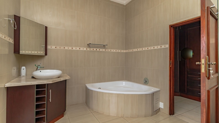 4 Bedroom Property for Sale in Norton Home Estate AH Gauteng