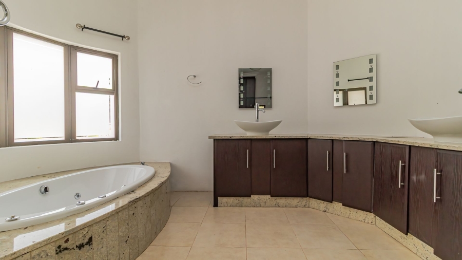 4 Bedroom Property for Sale in Norton Home Estate AH Gauteng