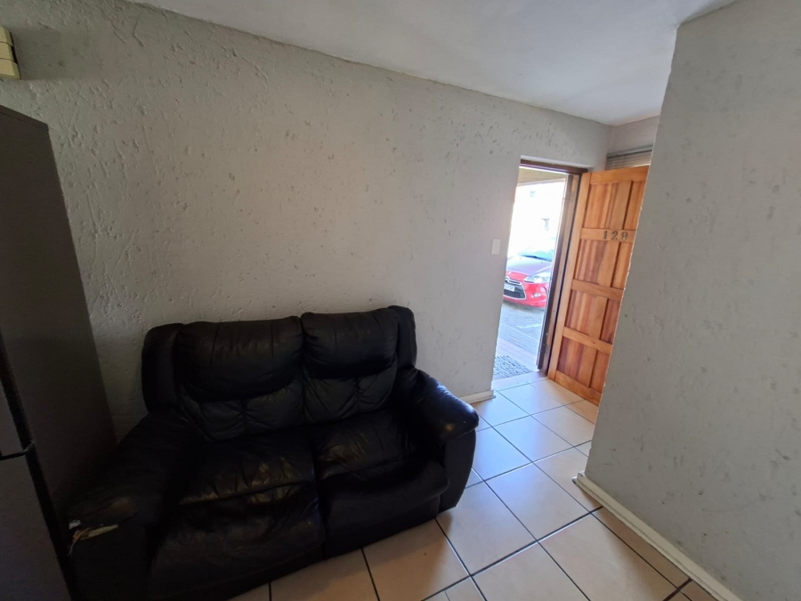 2 Bedroom Property for Sale in Vorna Valley Gauteng