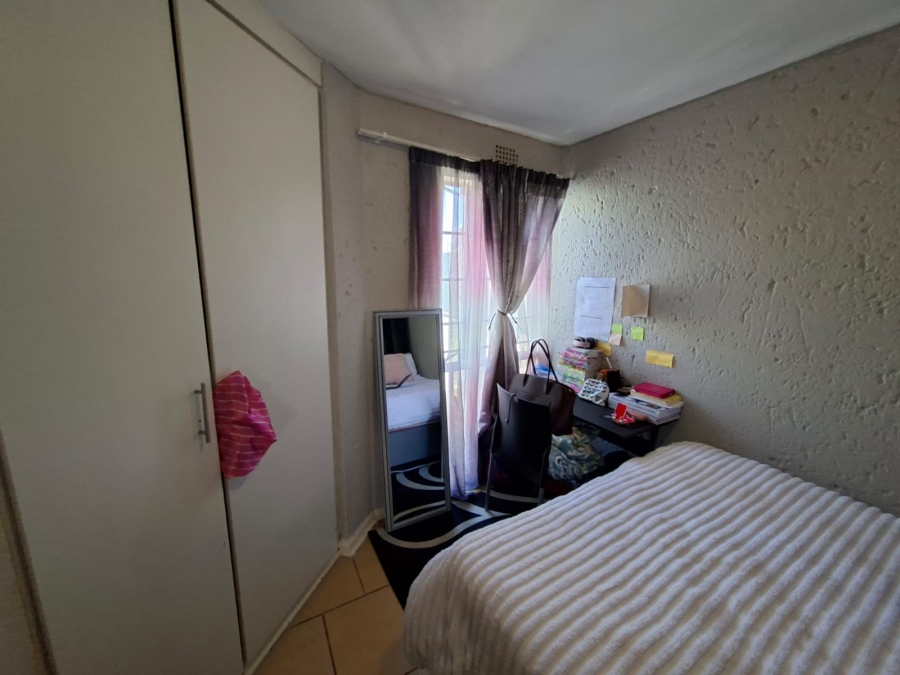 2 Bedroom Property for Sale in Vorna Valley Gauteng