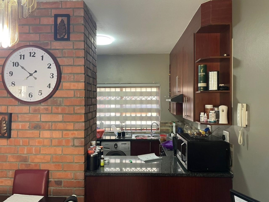 To Let 2 Bedroom Property for Rent in Carlswald Gauteng