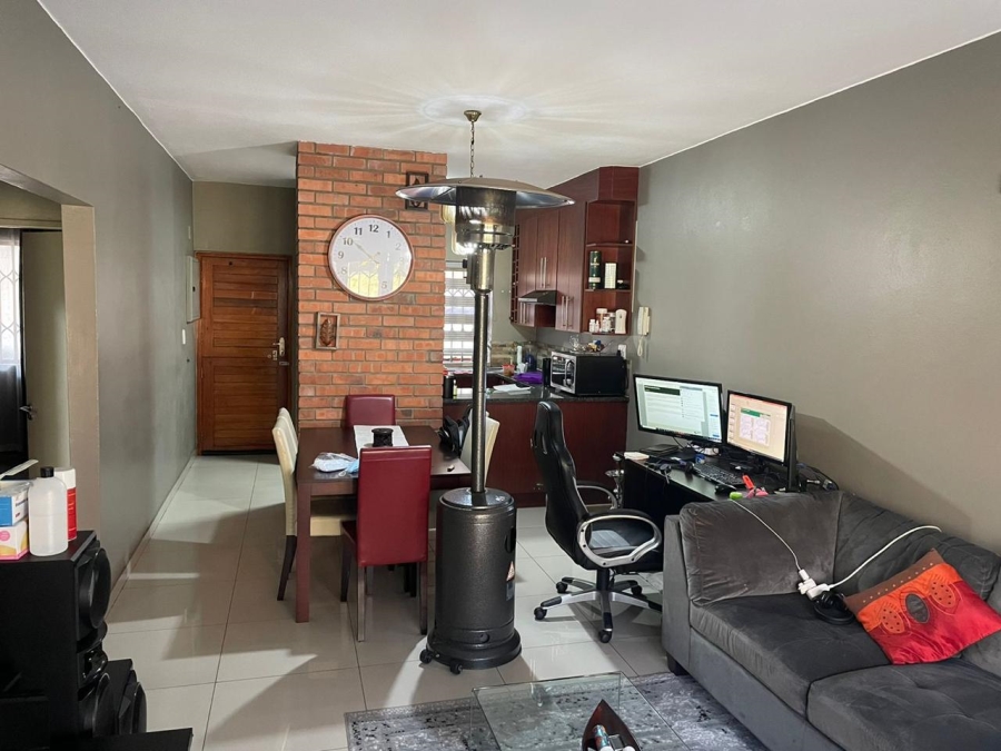 To Let 2 Bedroom Property for Rent in Carlswald Gauteng