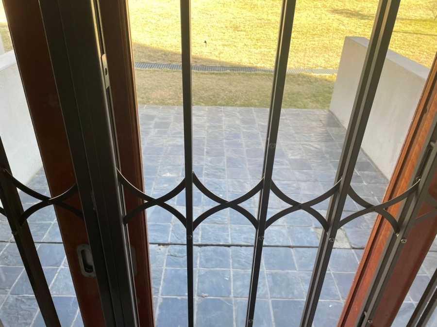 To Let 2 Bedroom Property for Rent in Carlswald Gauteng