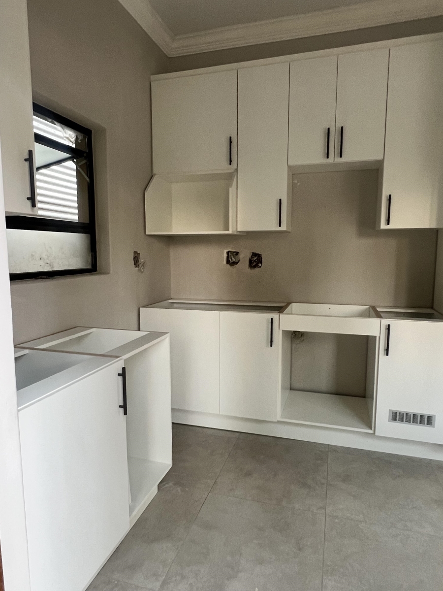 To Let 1 Bedroom Property for Rent in Kew Gauteng