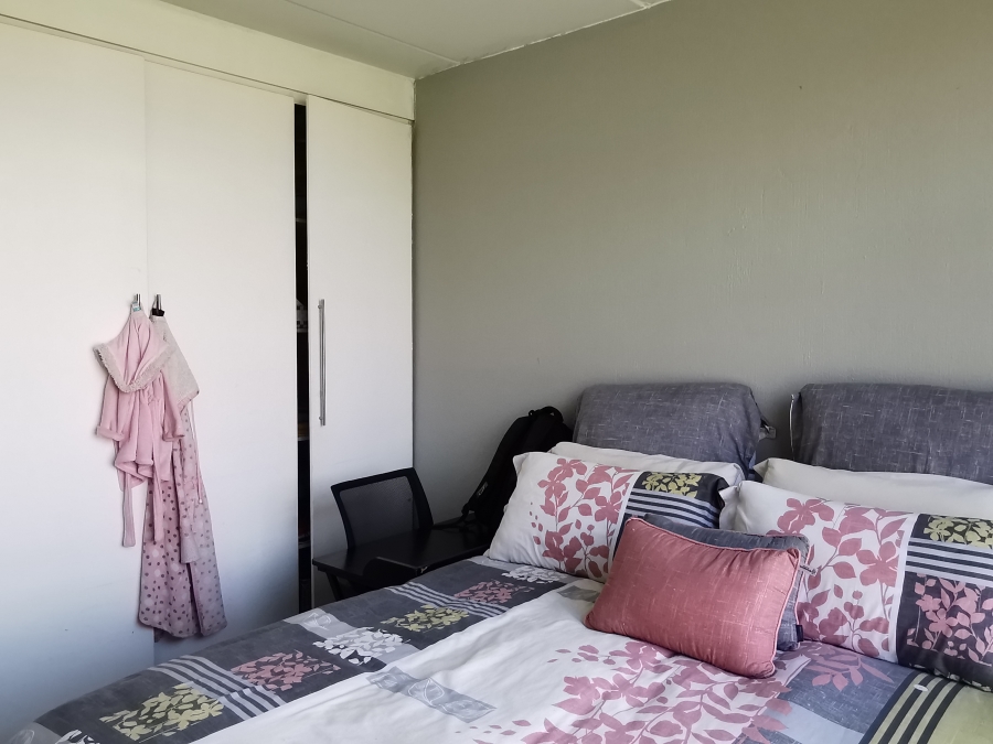 2 Bedroom Property for Sale in Laser Park Gauteng
