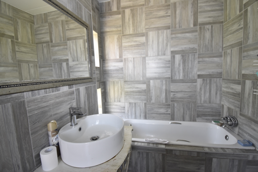 2 Bedroom Property for Sale in Laser Park Gauteng